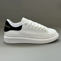 Alexander McQueen Beyaz Siyah Detay